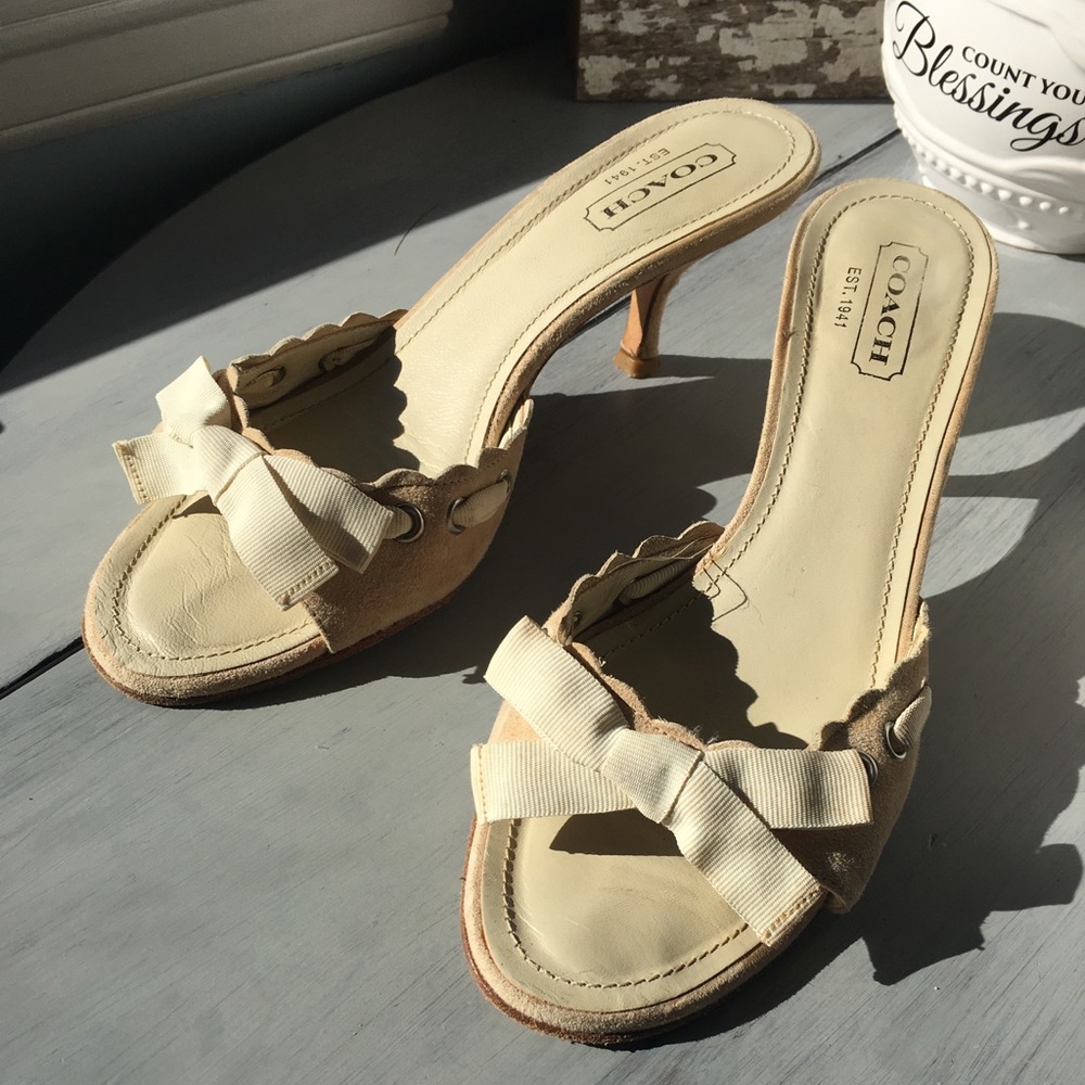 Nude Suede Coach Kitten Heels Size 7.5 B